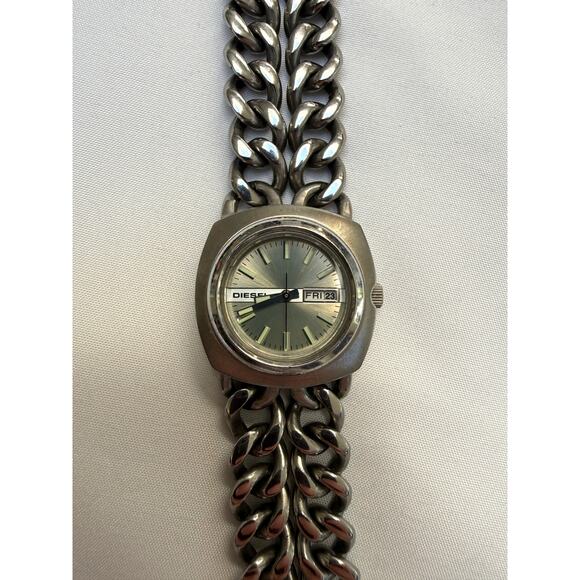 Vintage Women's Y2K Diesel Watch DZ 2096 Stainless Steel Double Chain Expander - Picture 2 of 7